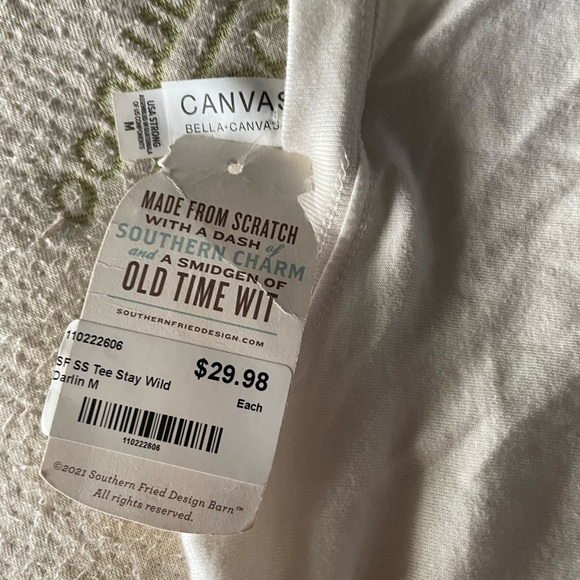 ❗️FREE SHIPPING ❗️NWT - Southern Fried Designs size Medium Womens - Picture 2 of 3